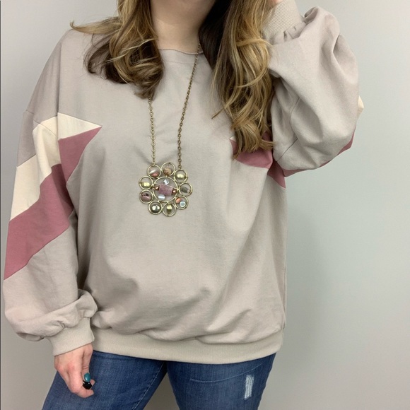 Block Party Pullover Easel M - Picture 6 of 8